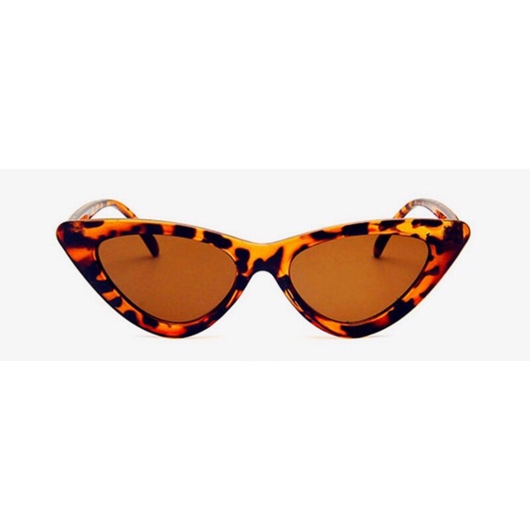 Leopard Print Vintage Cat Eye Sunglasses - Picture 3 of 6
